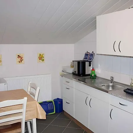 Apartment One-bedroom In Ii Putbus